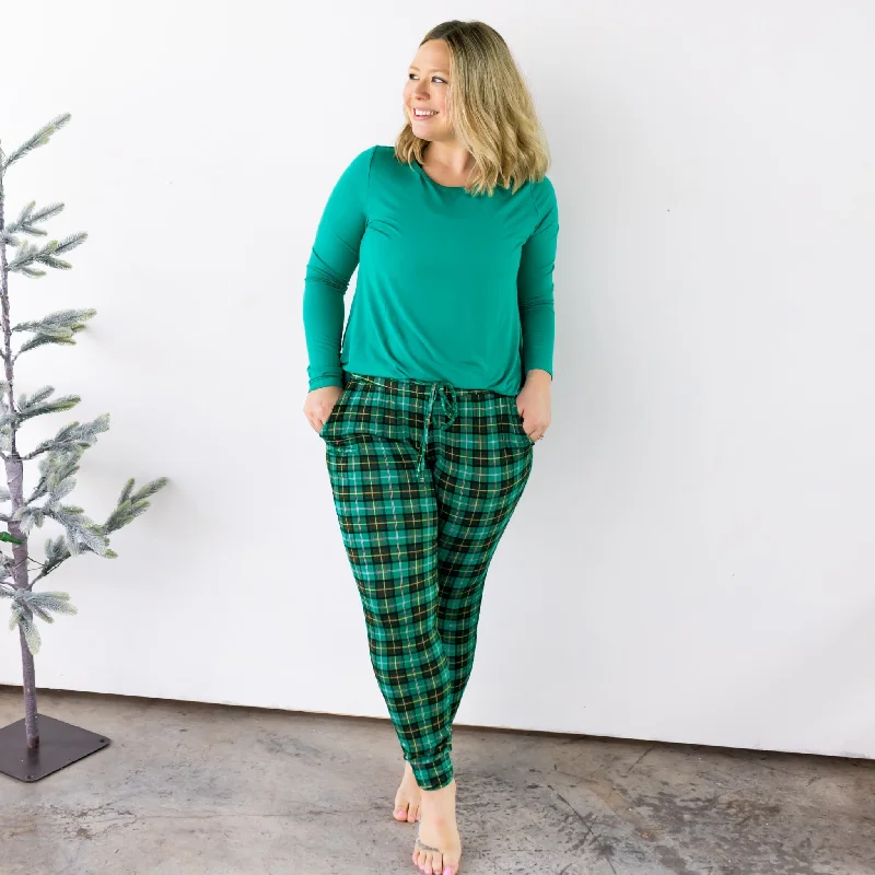 Winter Dreamland Plaid Women's Long Sleeve Pajama Jogger Set Affordable pajama sets