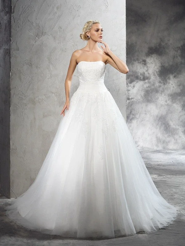 Ball Gown Strapless Applique Sleeveless Long Satin Wedding Dresses Lace V-neck Dress