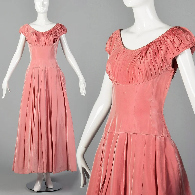 1940s Pink Taffeta Pleated Dress Street style unclassified dresses