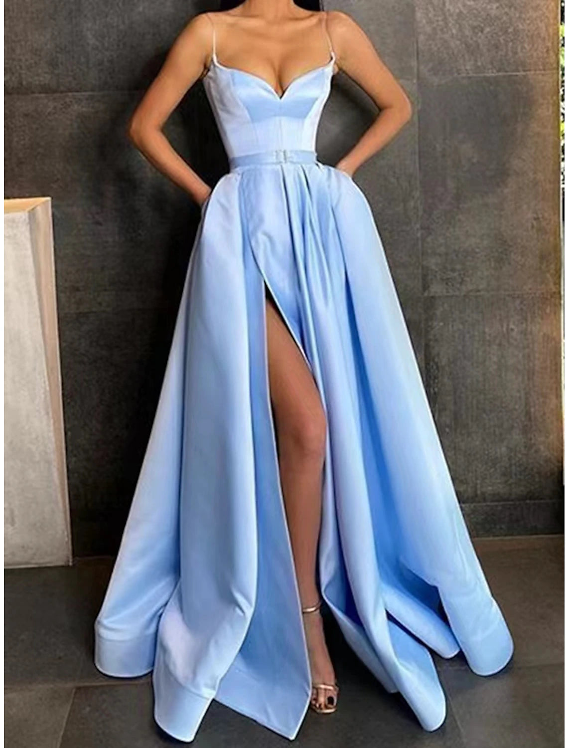 Ball Gown A-Line Prom Dresses Cut Out Dress Prom Formal Evening Floor Length Sleeveless Sweetheart Italy Satin Sleeveless unclassified dresses