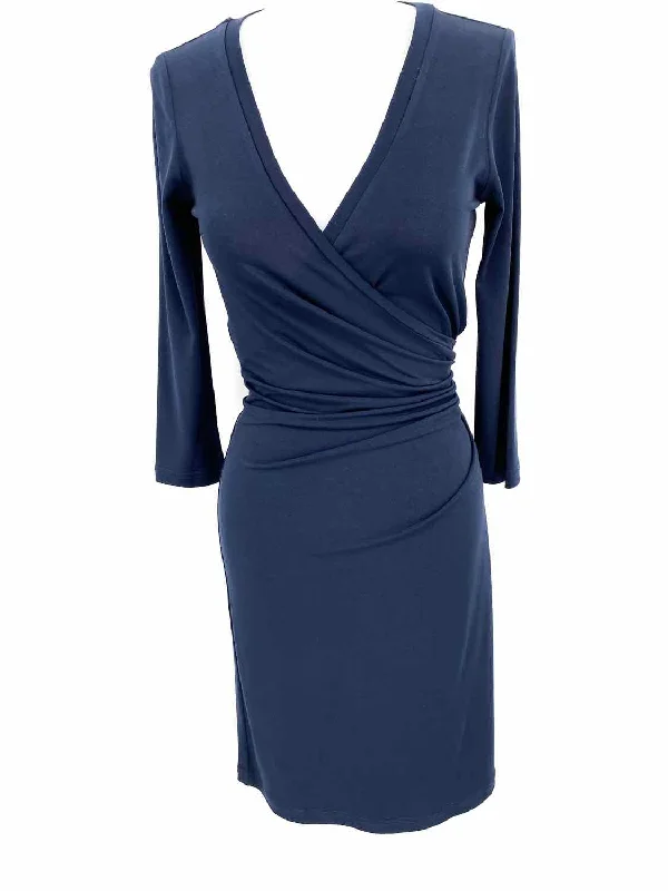 Diane Von Furstenberg Women's Navy Wrap Size 0 Dress Street style unclassified dresses