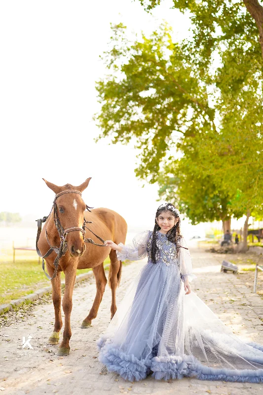 Grey Moon Metallic unclassified dresses