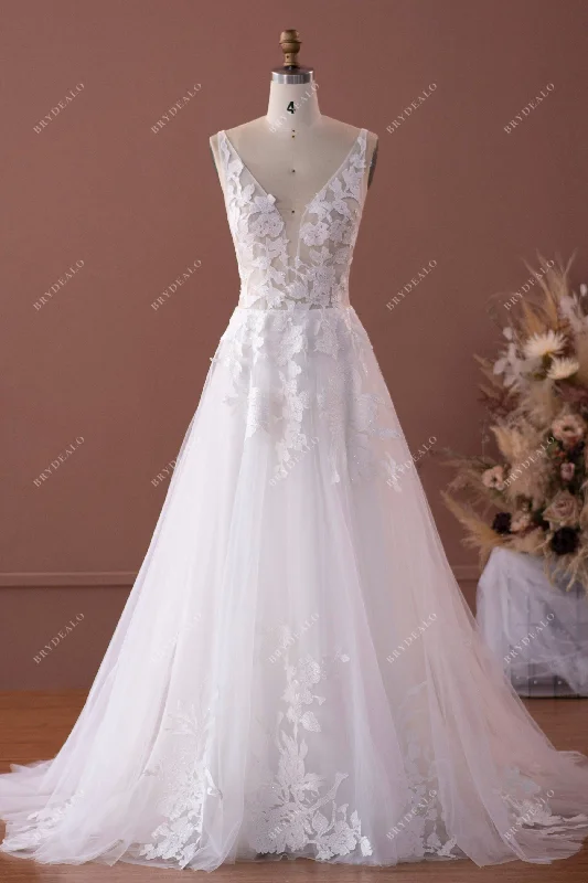 Straps Plunging Lace Tulle A-line Wedding Dress Lace Detail Dress