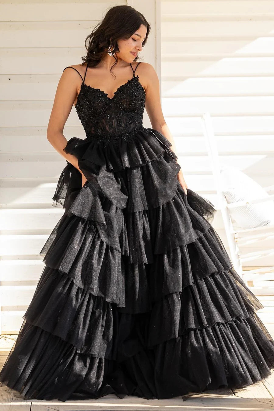 Tulle A-Line V-Neck Spaghetti Straps Tiered Prom Dress Classic Tulle Dress